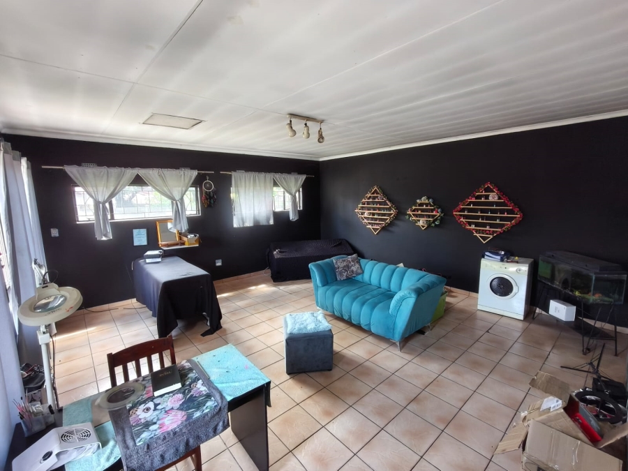 3 Bedroom Property for Sale in Rustenburg Central North West